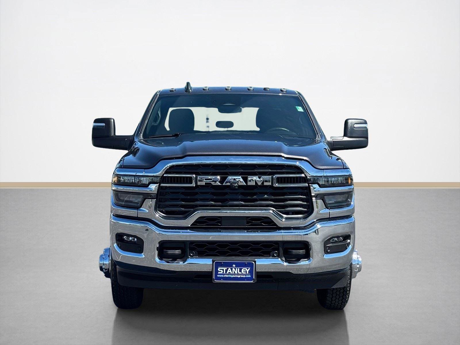 New 2026 RAM 3500 Tradesman AWD/4WD image 2