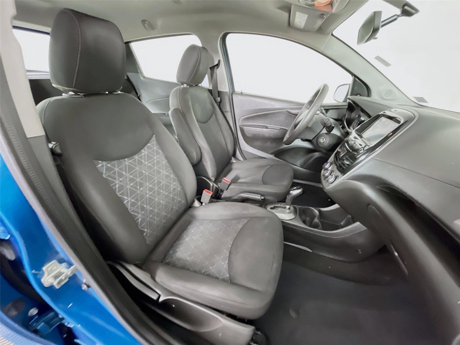 Used 2020 Chevrolet Spark LS image 29