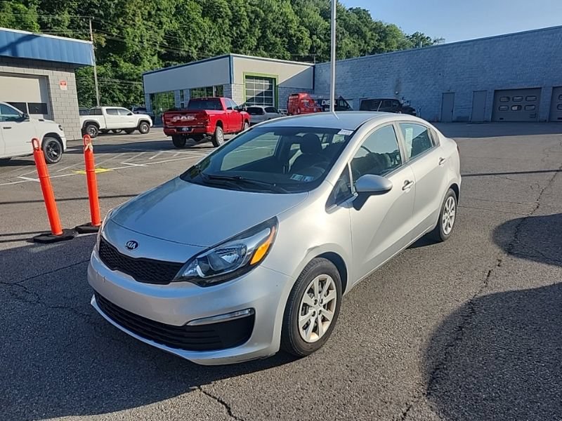Used 2016 Kia Rio LX w/ Power Package FWD image 3