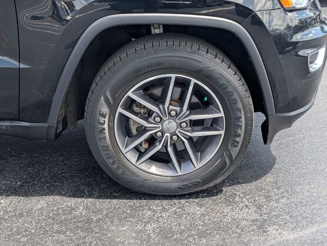 Used 2018 Jeep Grand Cherokee Limited RWD image 9