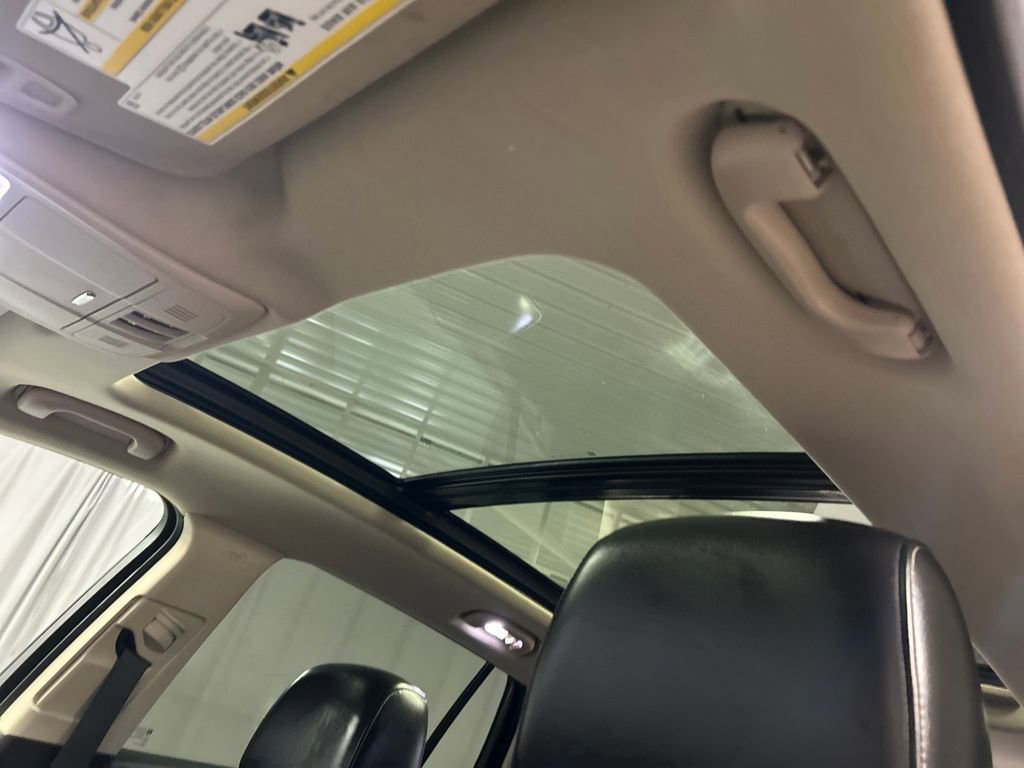 Used 2017 Buick Envision Essence FWD image 21