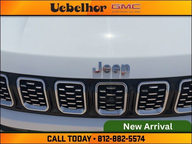 Used 2024 Jeep Compass Limited w/ Elite Group image 2