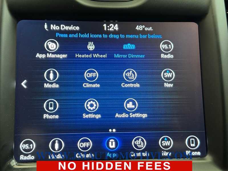 Used 2019 Chrysler 300 Limited image 27