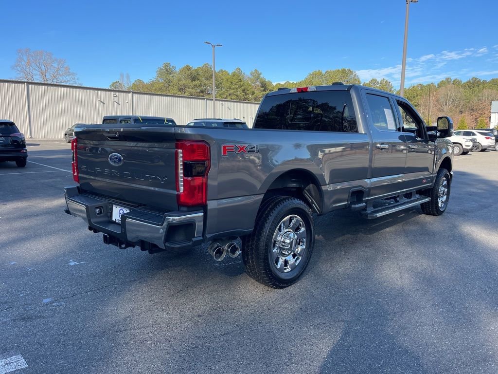 Certified 2024 Ford F350 Lariat w/ Chrome Package image 5