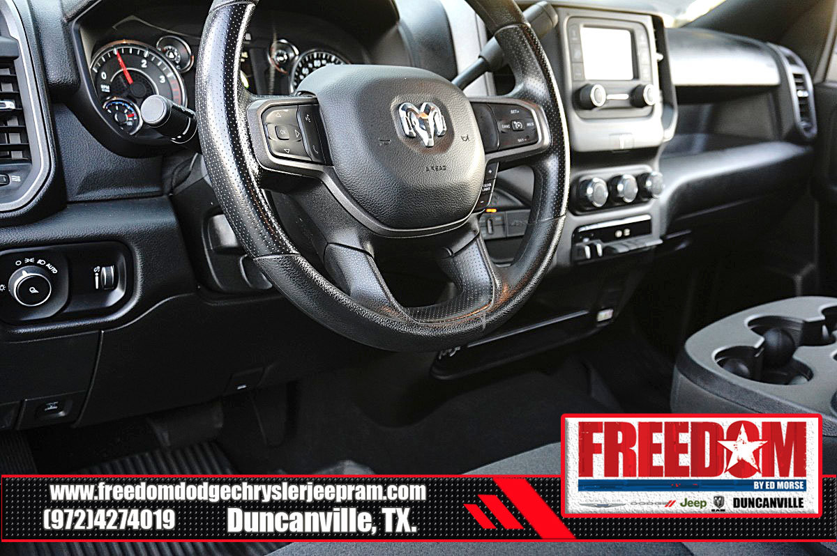 Used 2024 RAM 3500 Tradesman w/ Chrome Appearance Group AWD/4WD image 26