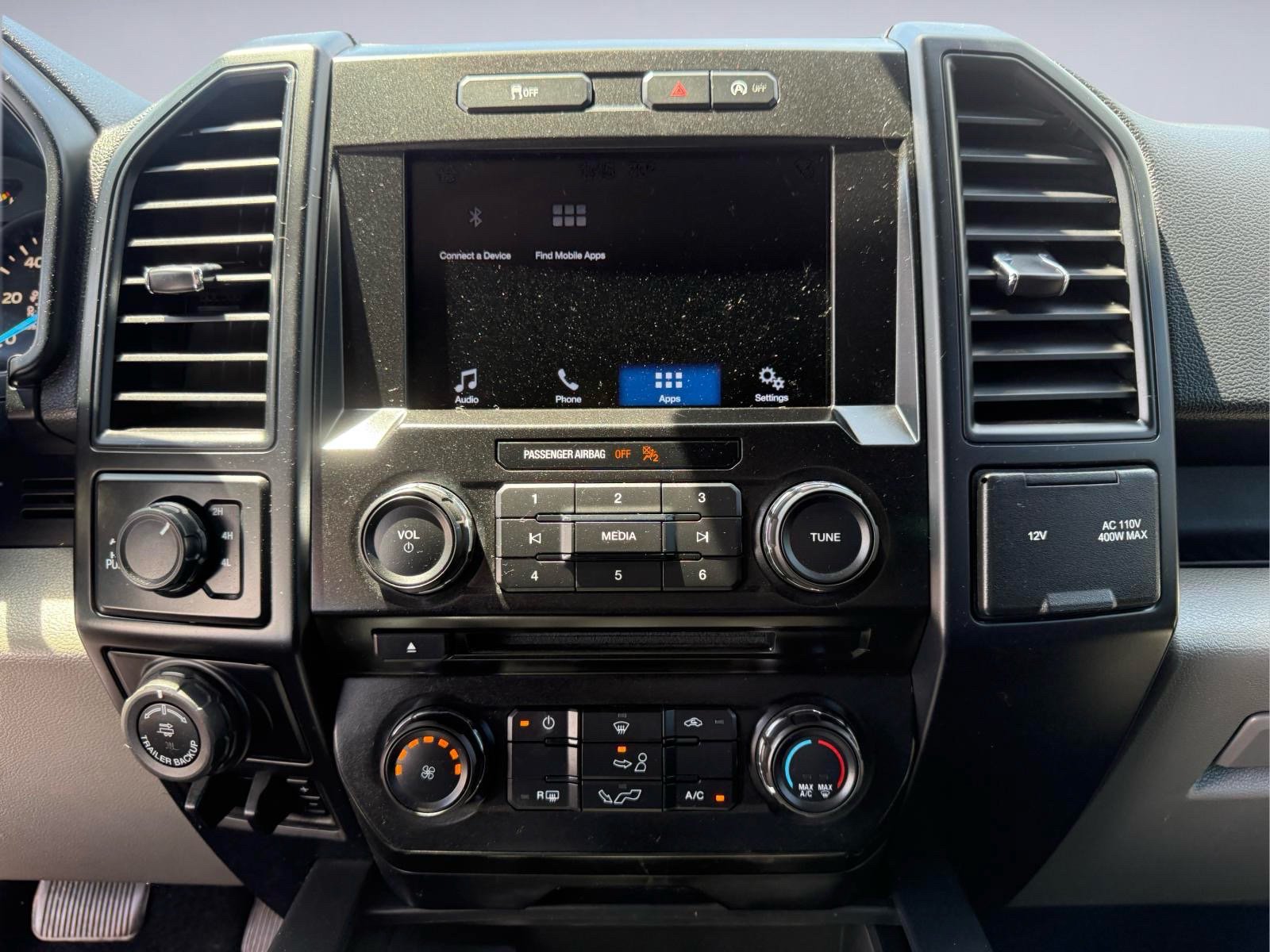 Used 2018 Ford F150 XL w/ Equipment Group 101A Mid AWD/4WD image 14
