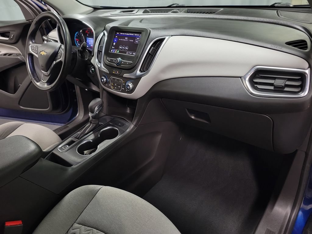 Used 2022 Chevrolet Equinox LT w/ Driver Convenience Package FWD image 32