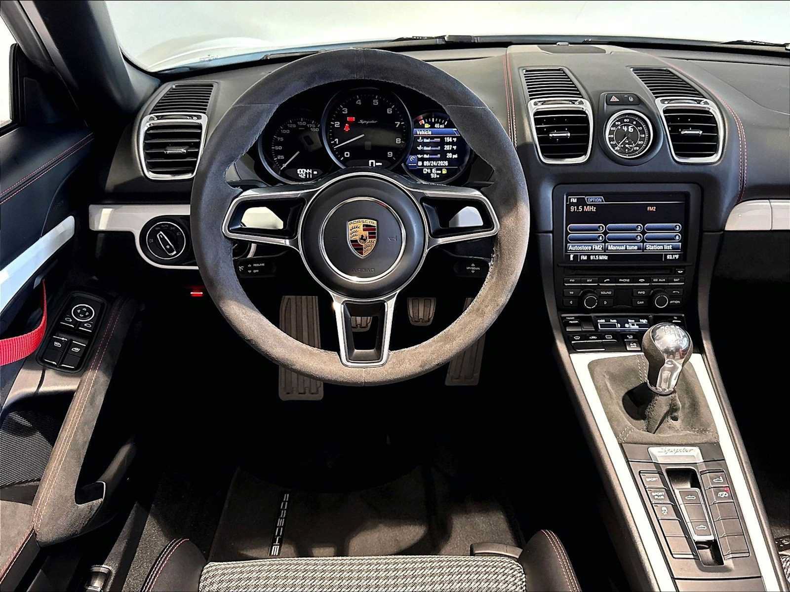 Used 2016 Porsche Boxster Spyder RWD image 17