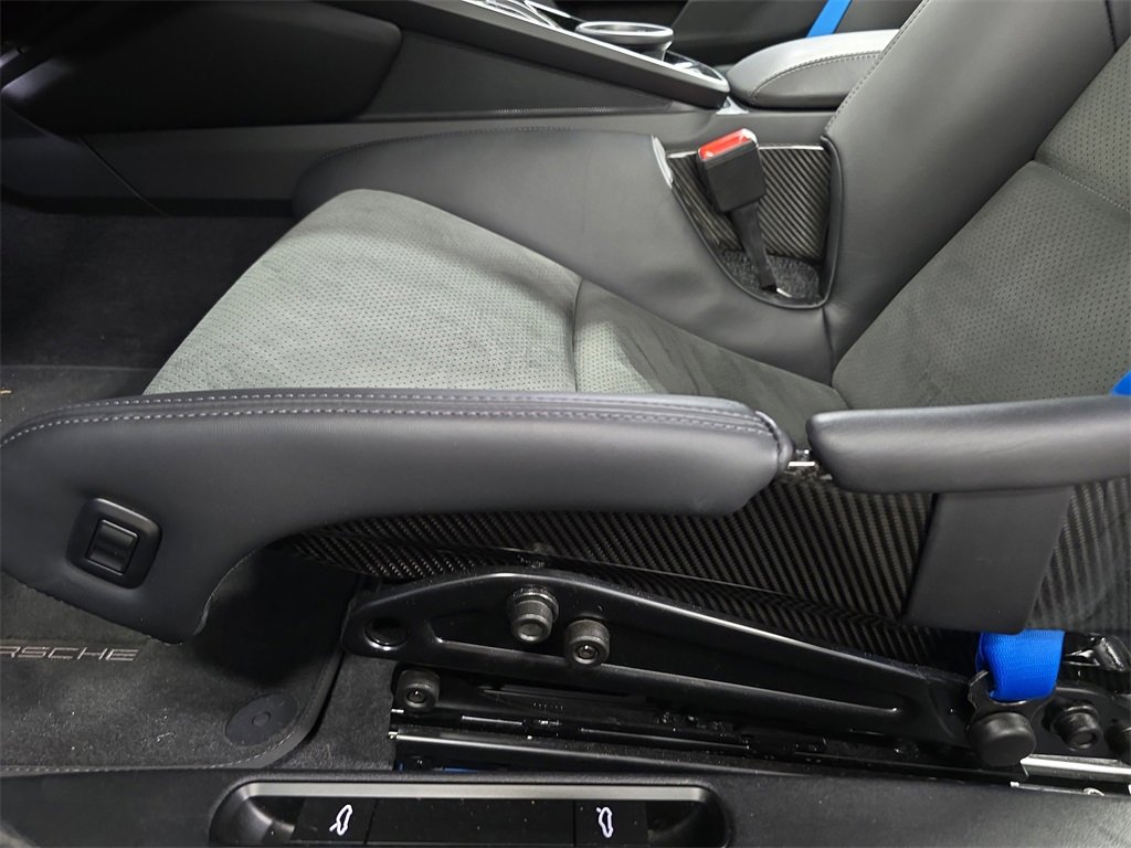 Used 2024 Porsche 911 Carrera T image 23