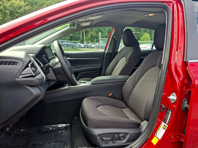 Certified 2024 Toyota Camry LE FWD image 9