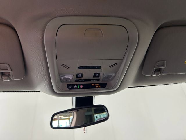 Used 2020 Buick Enclave Essence w/ Sound and Sites Package FWD image 24