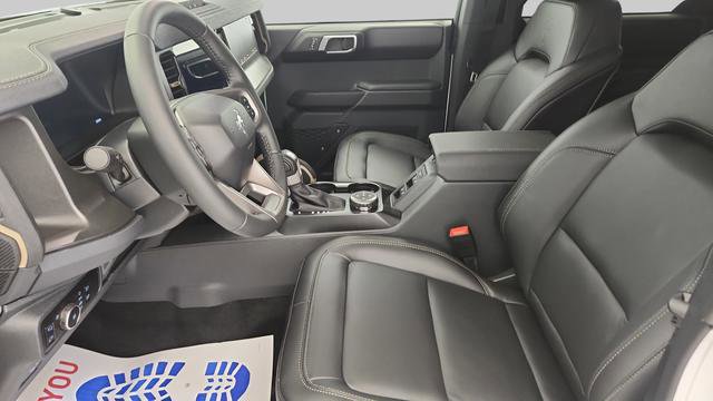 New 2025 Ford Bronco Badlands image 10