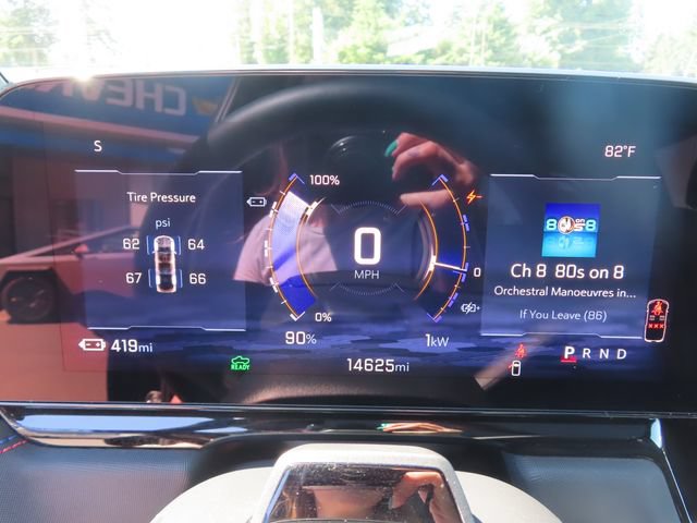 Used 2025 Chevrolet Silverado EV RST AWD/4WD image 22