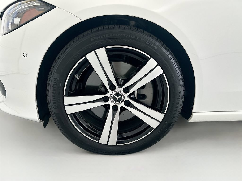 Certified 2025 Mercedes-Benz C 300 Sedan image 28