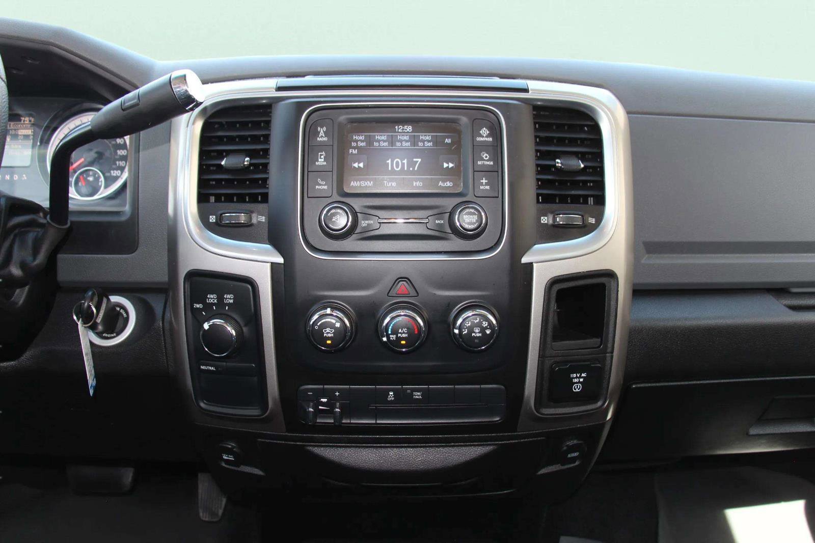 Used 2018 RAM 3500 SLT w/ Protection Group image 17