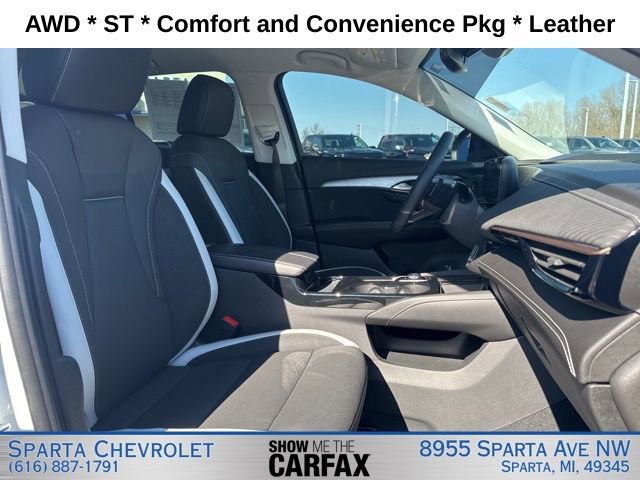 Used 2024 Buick Envision Sport Touring image 29