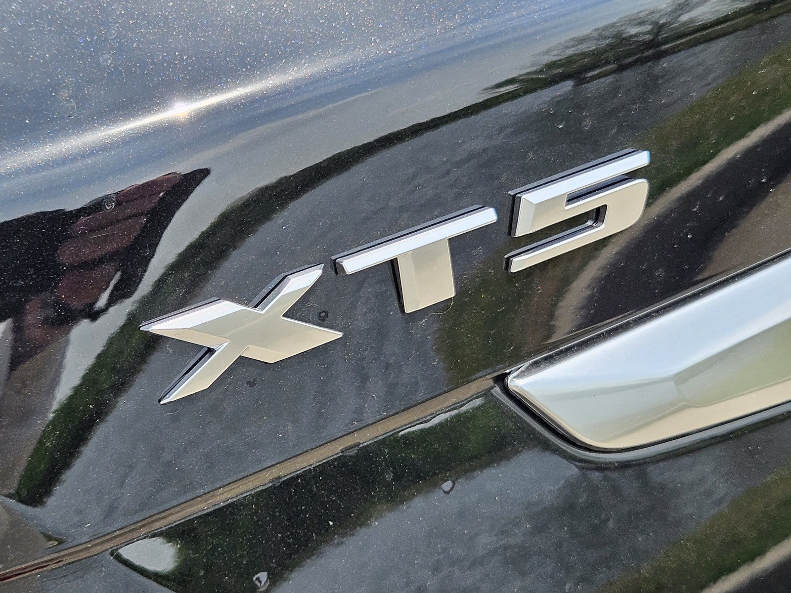 New 2026 Cadillac XT5 Premium Luxury FWD image 8