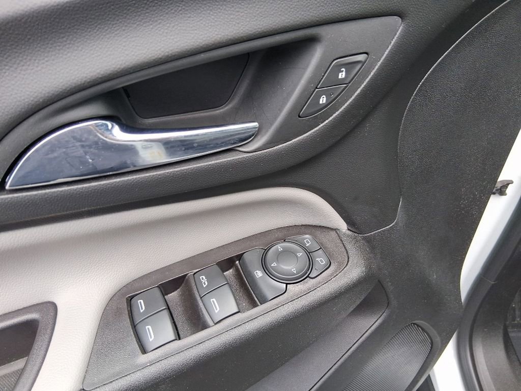 Used 2021 Chevrolet Equinox LT image 12