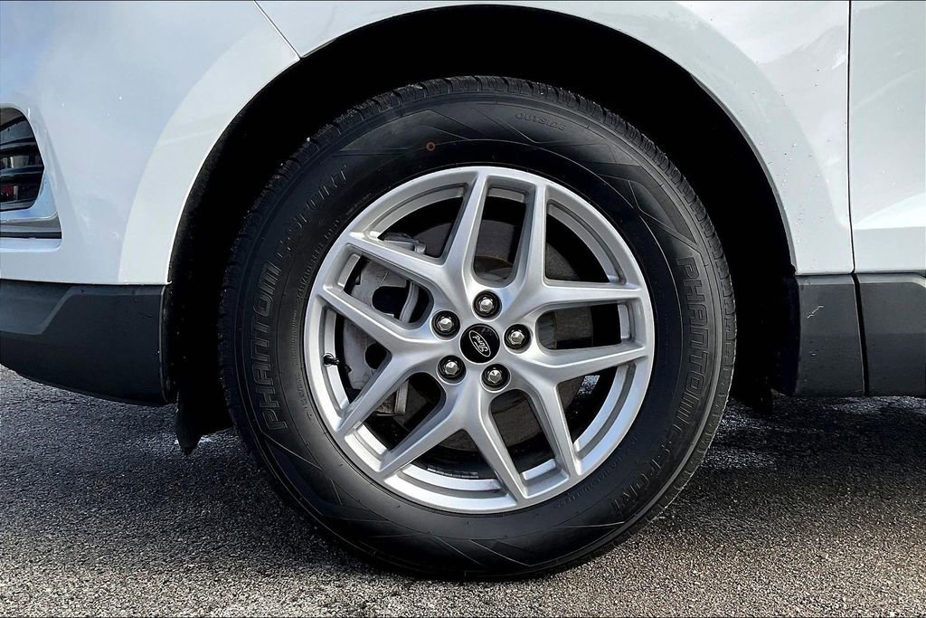 Used 2023 Ford Edge SEL AWD/4WD image 8