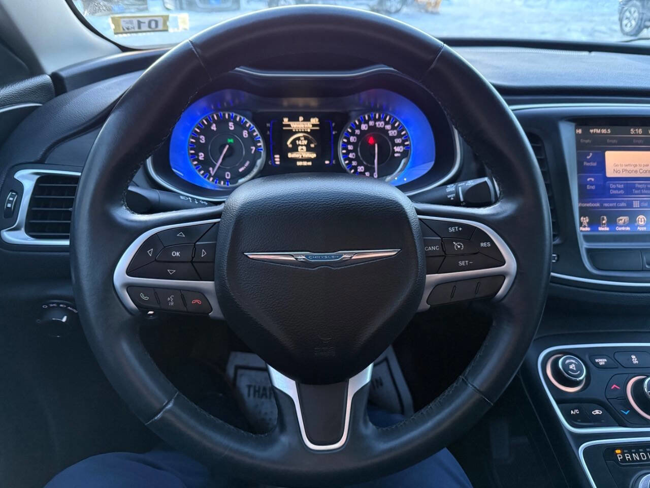 Used 2015 Chrysler 200 Limited w/ Convenience Group image 21