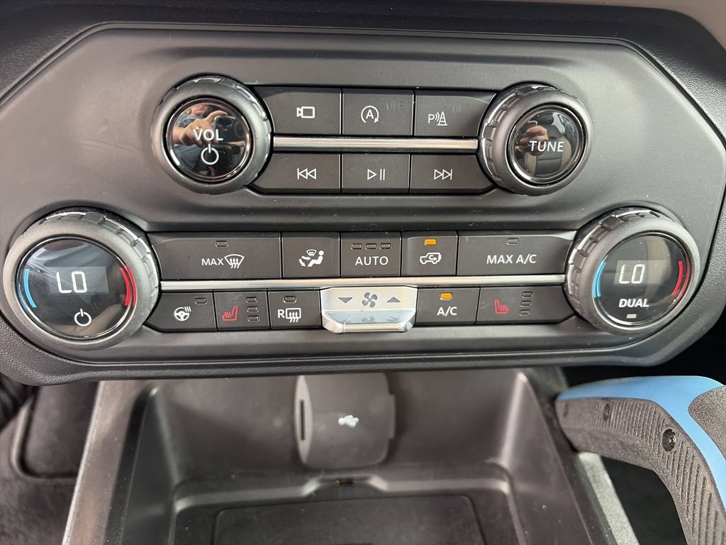 Used 2021 Ford Bronco Wildtrak AWD/4WD image 23