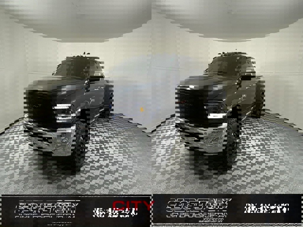 Used 2018 RAM 3500 Laramie Longhorn image 3