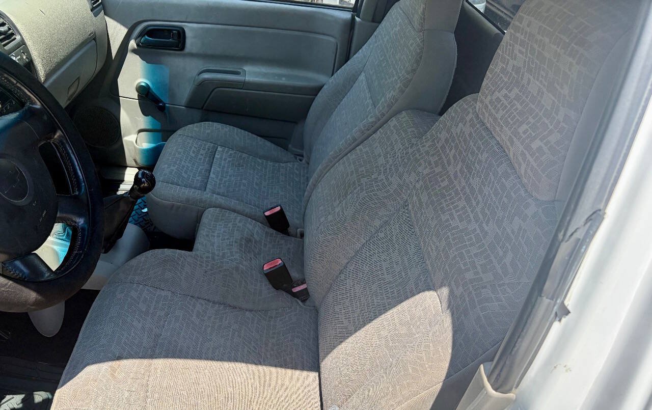 Used 2004 Chevrolet Colorado 2WD Regular Cab image 9