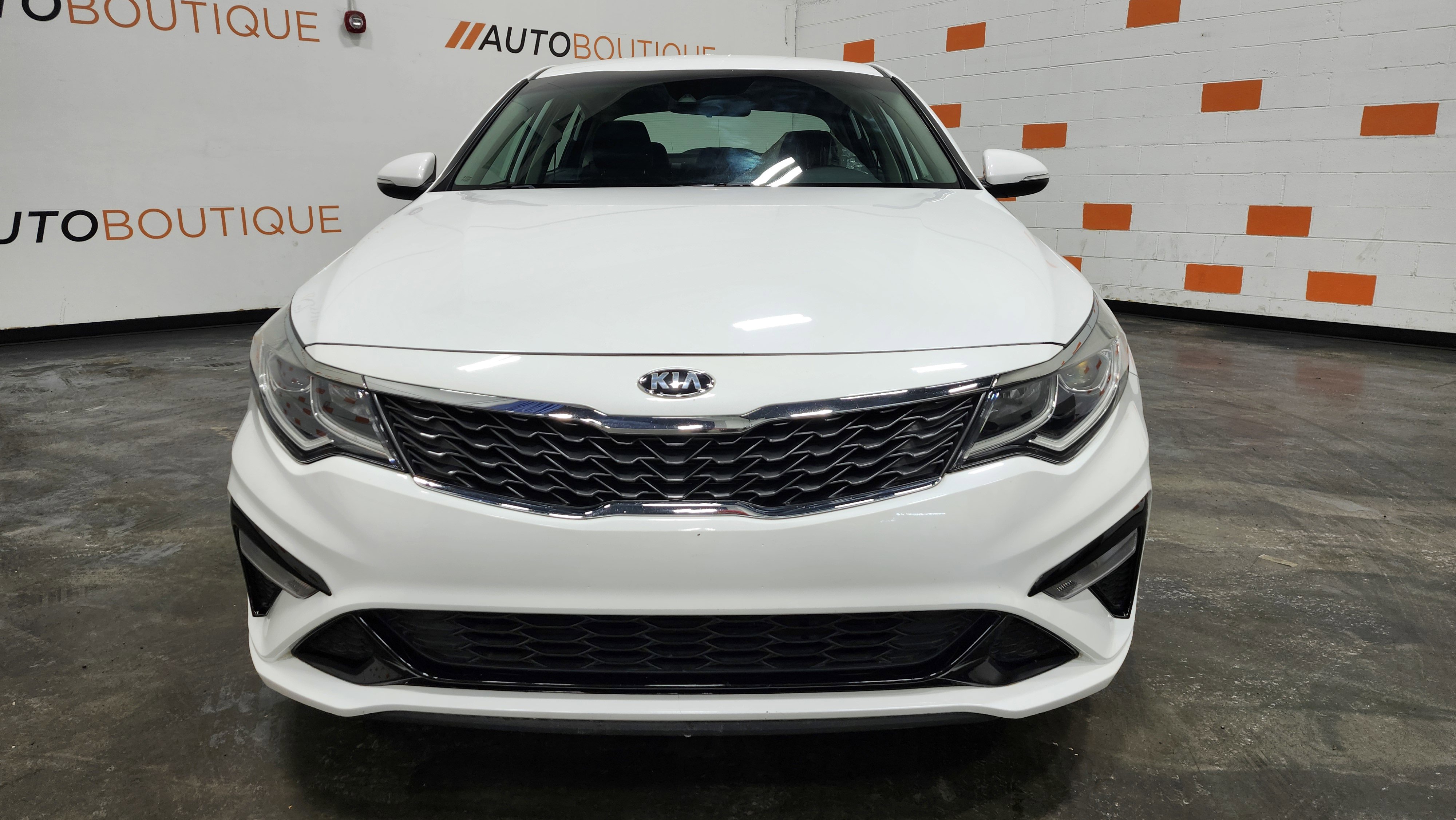 Used 2020 Kia Optima LX image 11