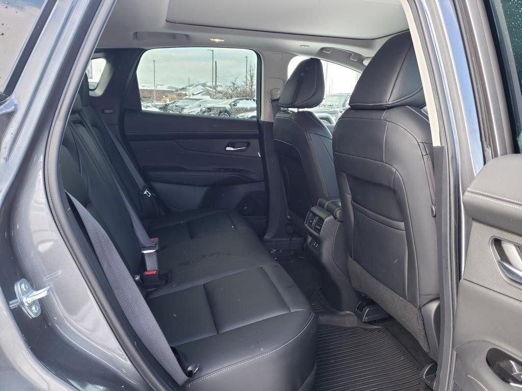 Certified 2025 Nissan Murano SL image 26