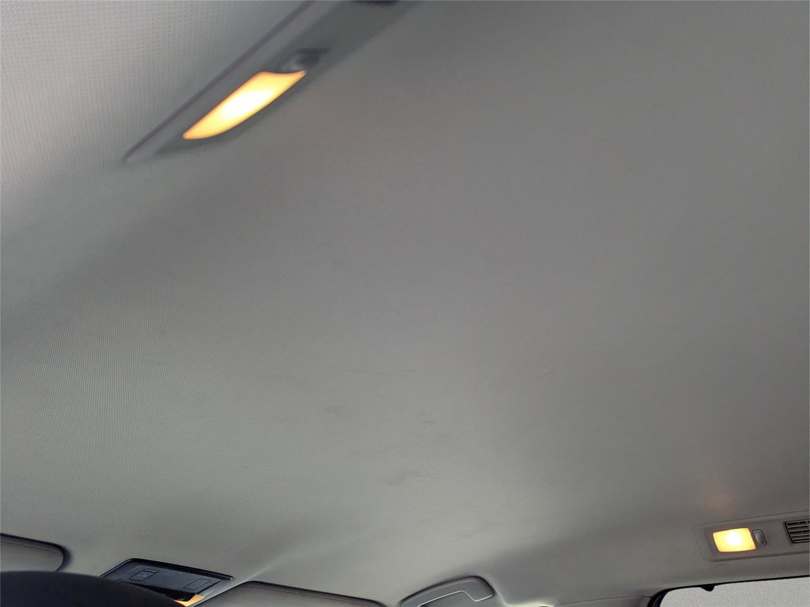 Used 2023 Nissan Pathfinder SL image 18