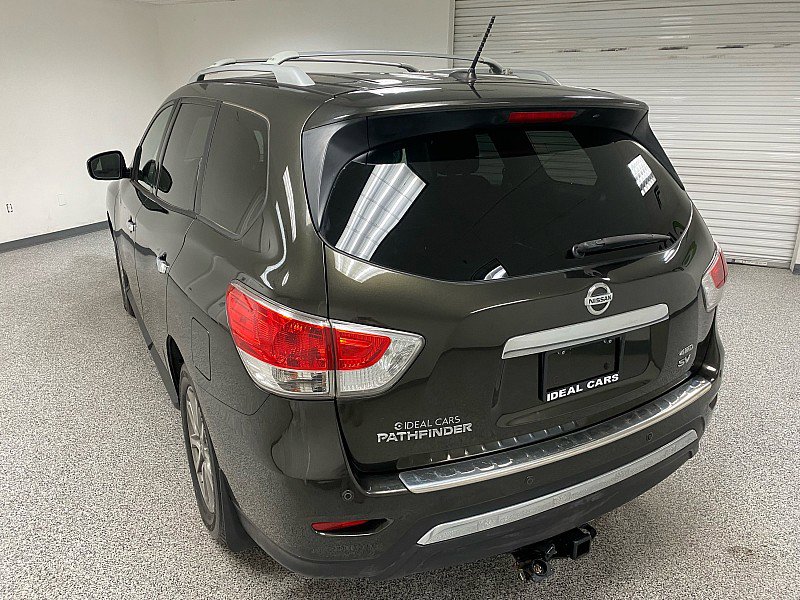 Used 2015 Nissan Pathfinder SV w/ Cargo Package image 7