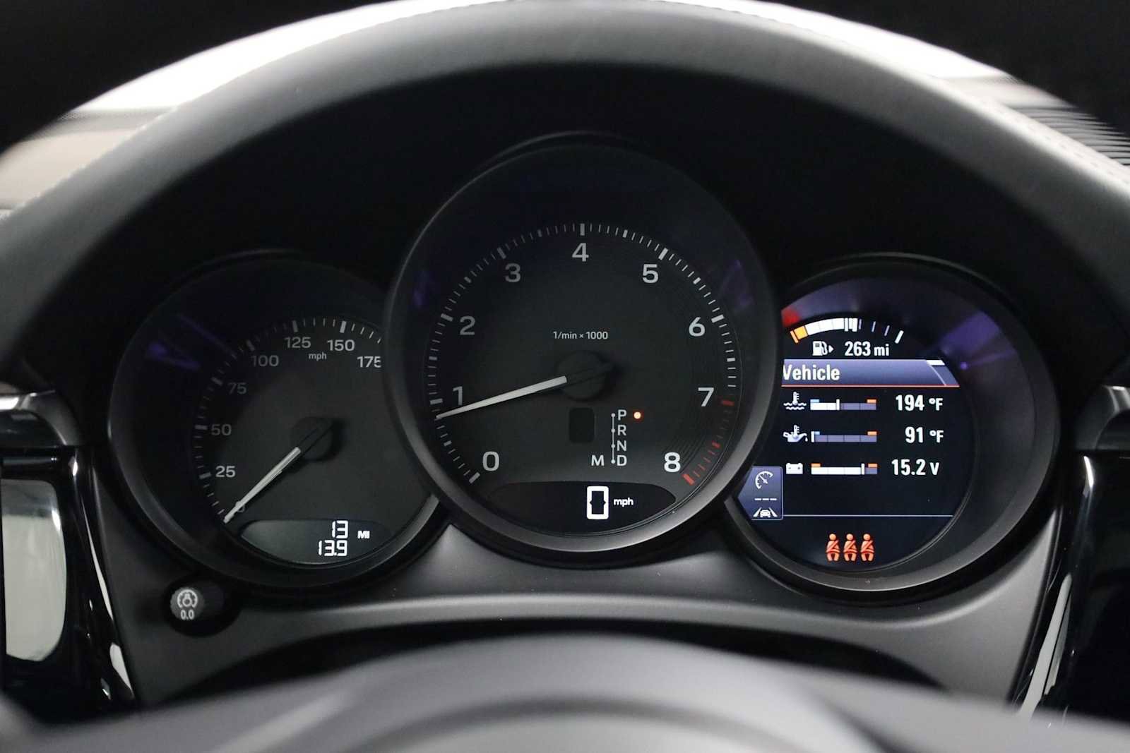 New 2026 Porsche Macan image 24