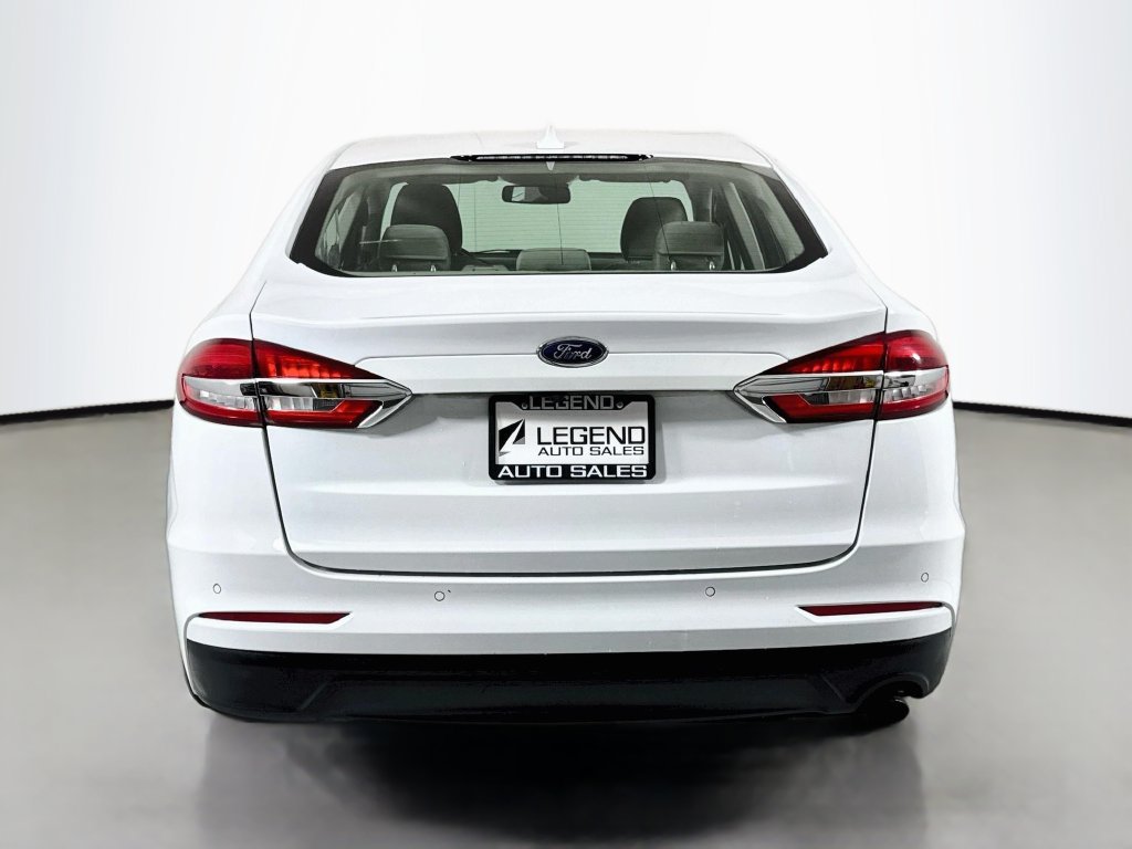 Used 2019 Ford Fusion SE FWD image 7
