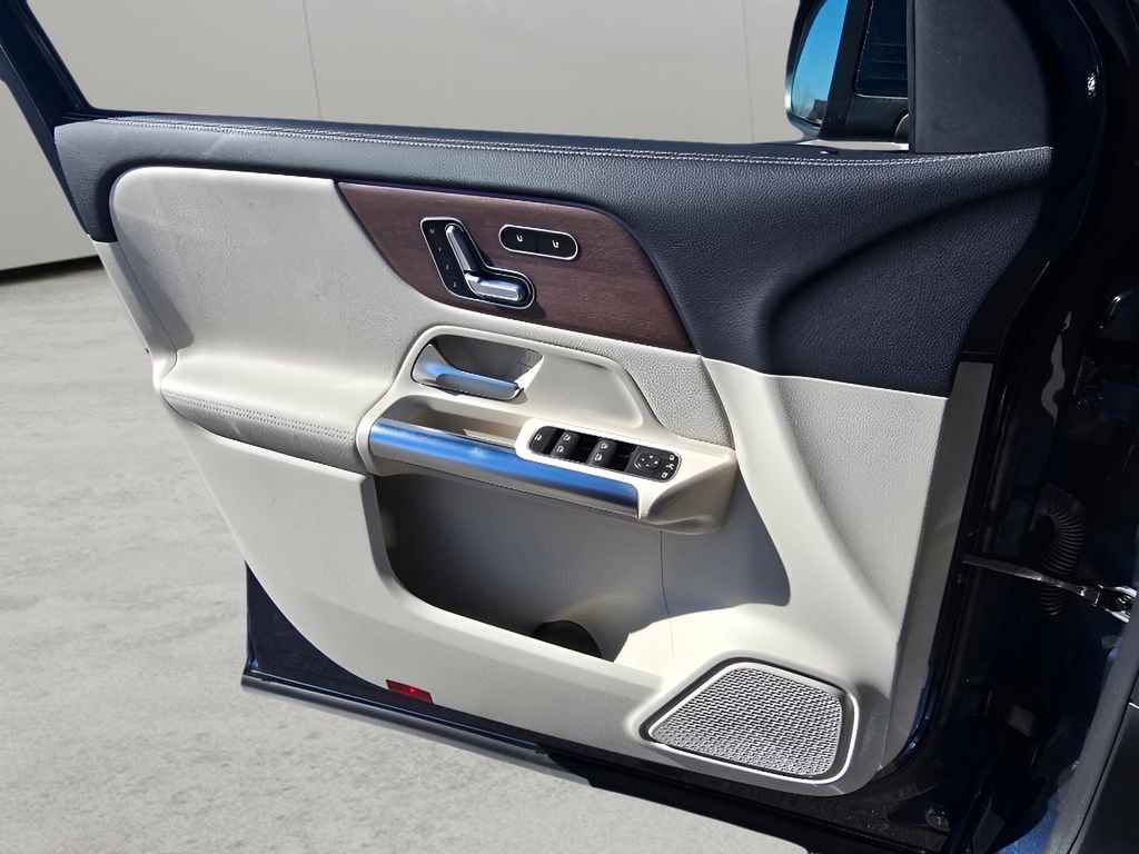 Used 2022 Mercedes-Benz GLA 250 4MATIC w/ Premium Package Lite image 25