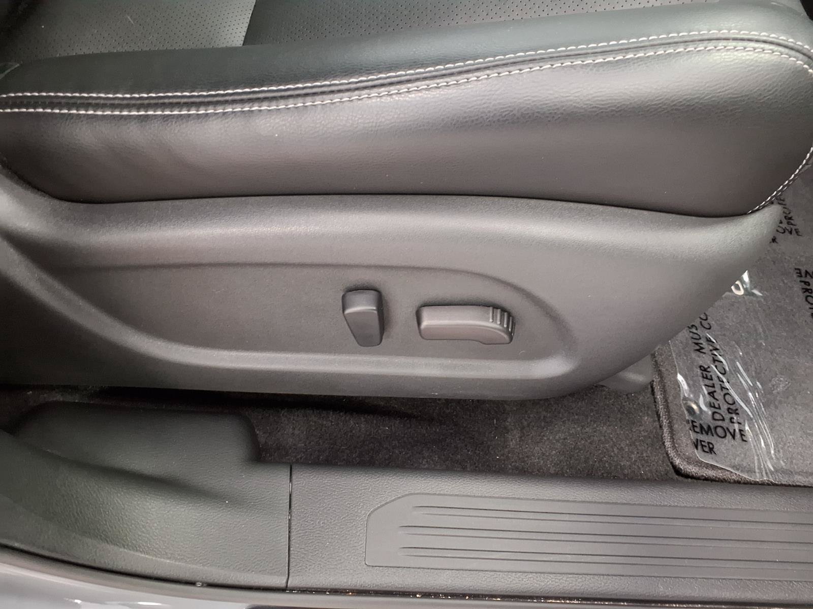 Used 2024 Nissan Murano SL AWD/4WD image 11