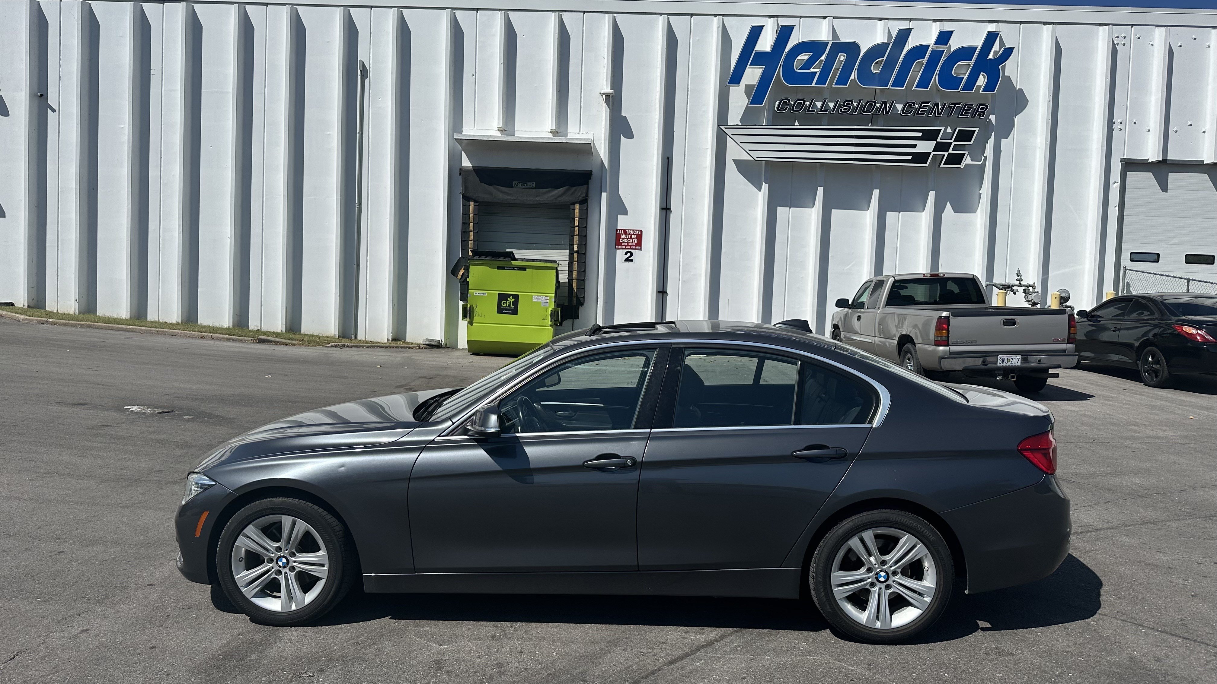 Used 2018 BMW 330i xDrive Sedan w/ Convenience Package AWD/4WD image 7