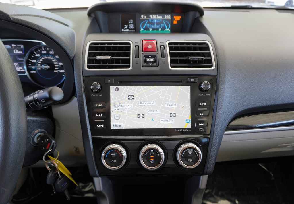 Used 2018 Subaru Forester 2.5i Limited AWD/4WD image 13