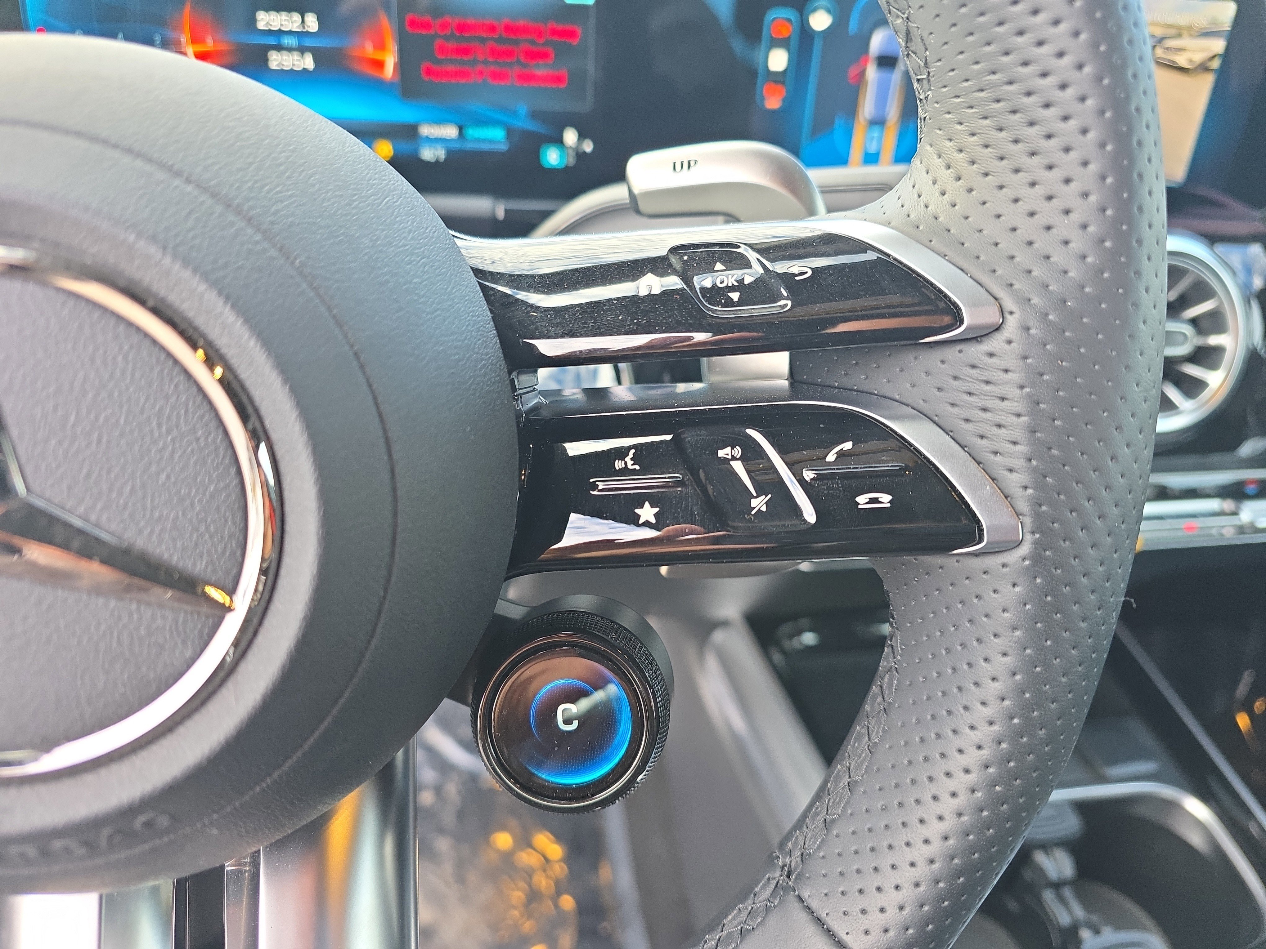 Used 2026 Mercedes-Benz GLA 35 AMG 4MATIC image 26