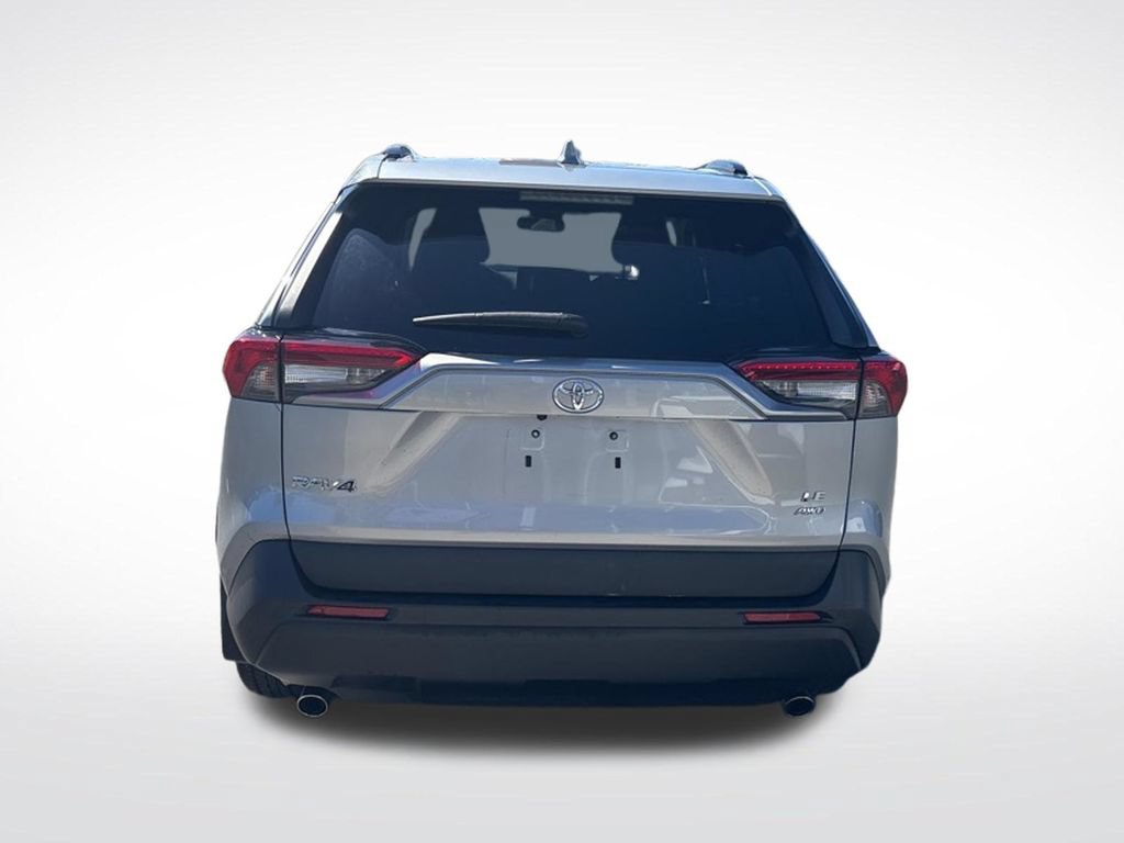 Used 2020 Toyota RAV4 LE w/ All Weather Liner Package AWD/4WD image 6