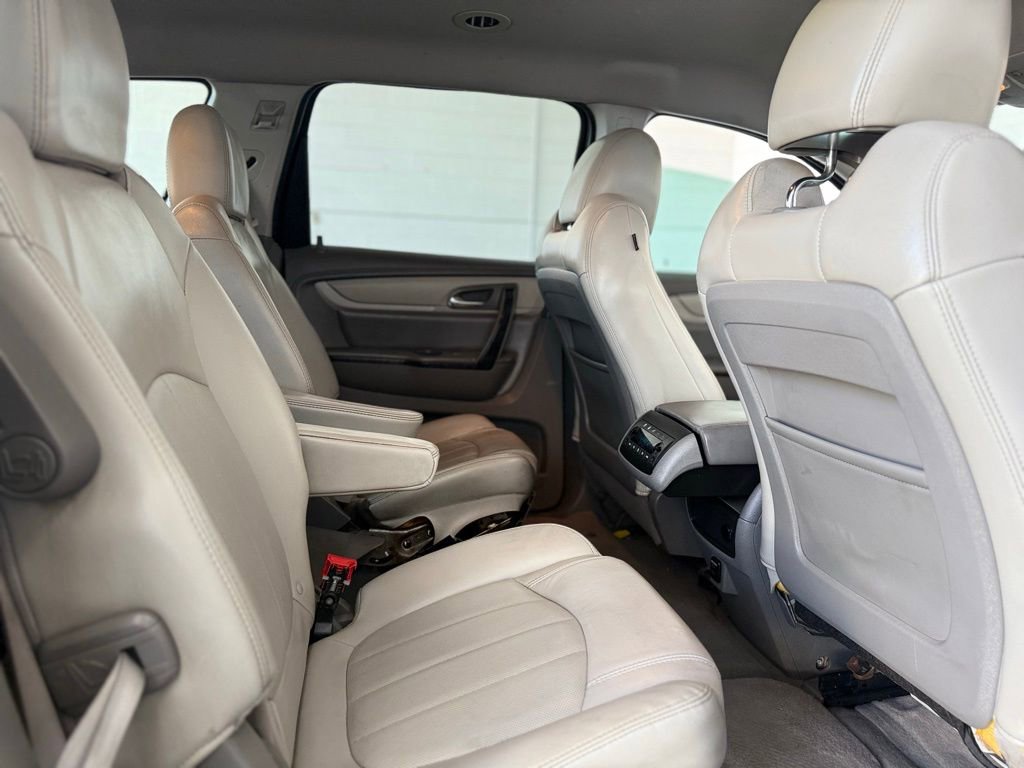 Used 2015 Chevrolet Traverse LTZ FWD image 47
