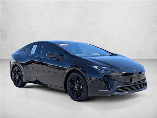 Certified 2026 Toyota Prius FWD image 3