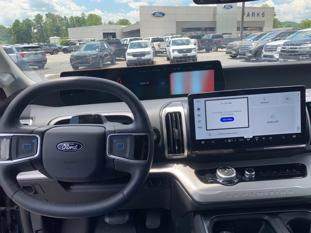 New 2025 Ford Expedition Active RWD image 27