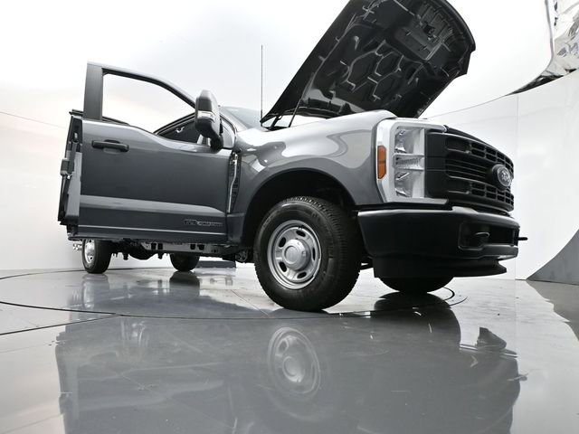 New 2026 Ford F250 XL image 34