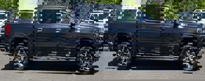 Used 2023 GMC Sierra 1500 SLT w/ SLT Premium Package image 6