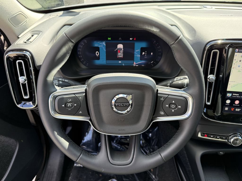 New 2026 Volvo XC40 B5 Ultra w/ Protection Package Premier image 15