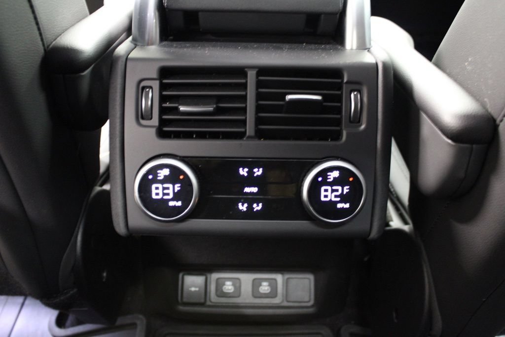 Used 2025 Land Rover Discovery S AWD/4WD image 38
