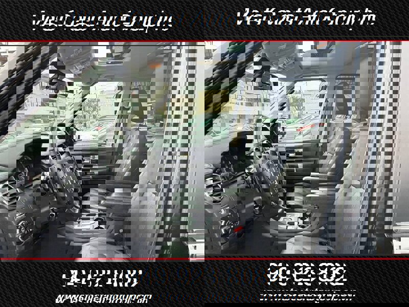 Used 2015 Land Rover LR4 HSE LUX image 10