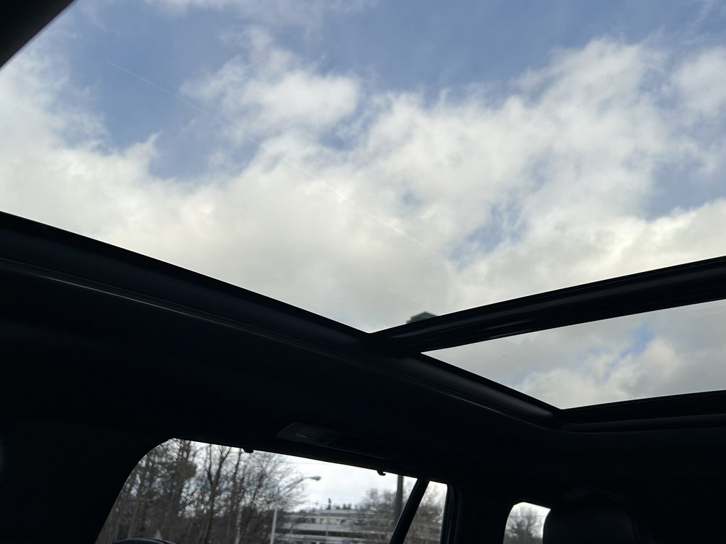 Used 2024 Toyota Grand Highlander AWD Hybrid image 22