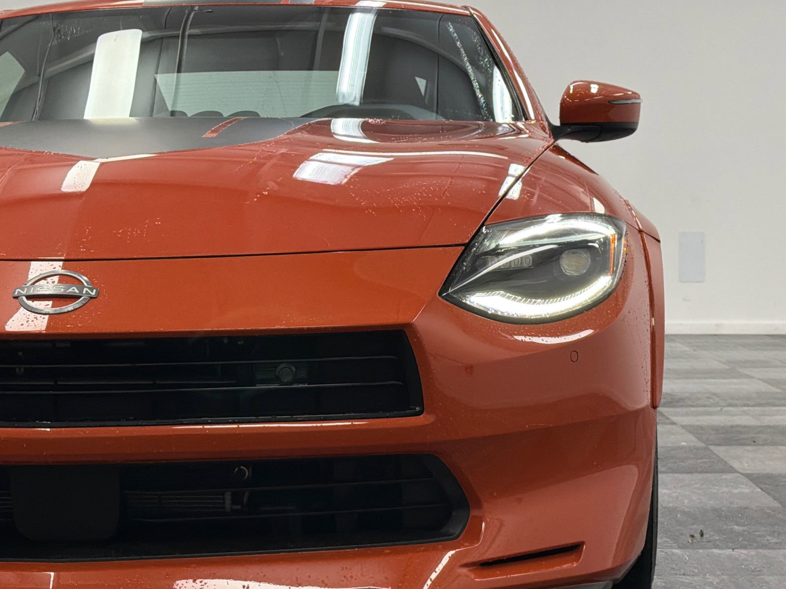 Used 2024 Nissan Z Performance w/ Heritage Edition image 4