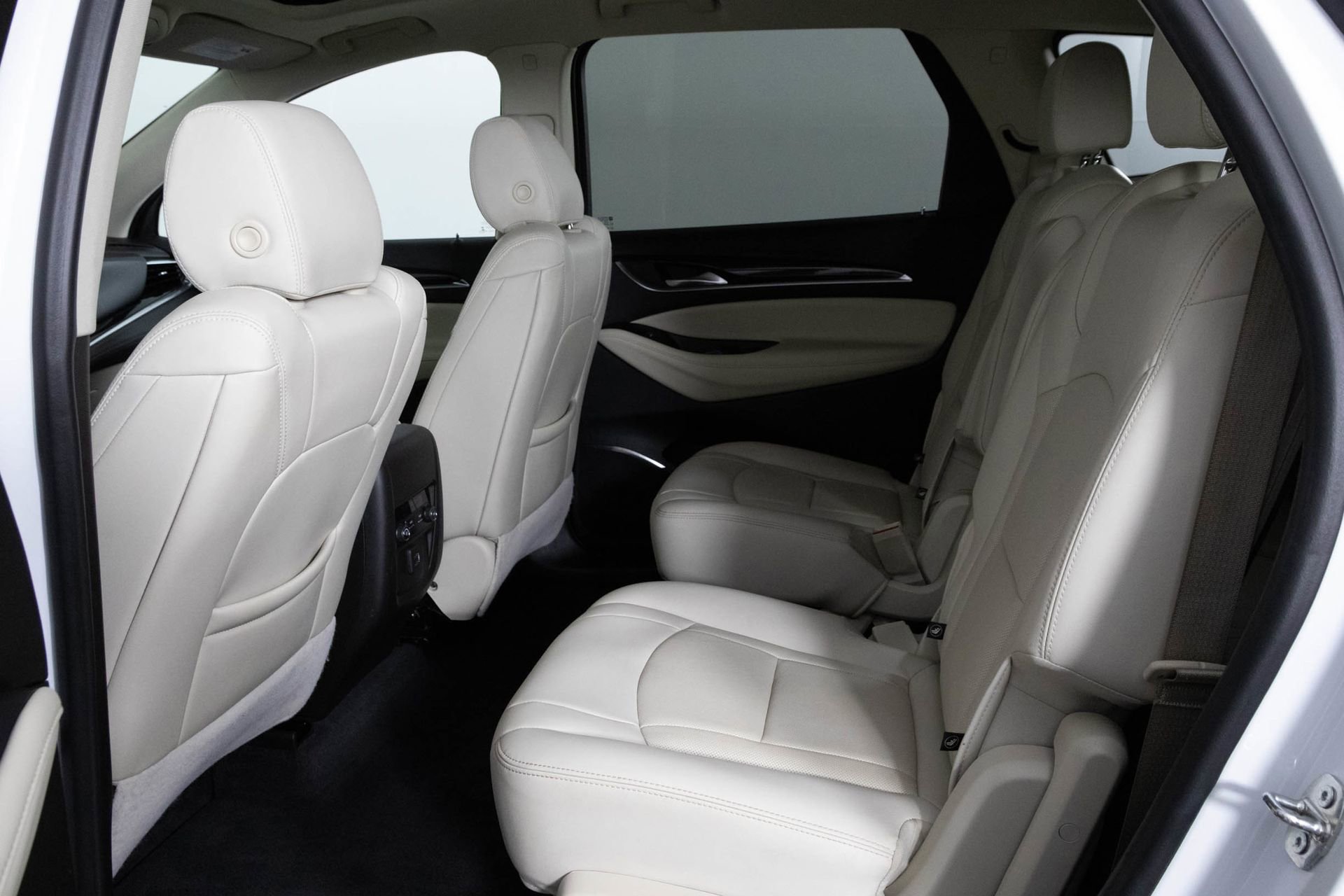 Certified 2023 Buick Enclave Essence w/ Experience Buick Package image 35